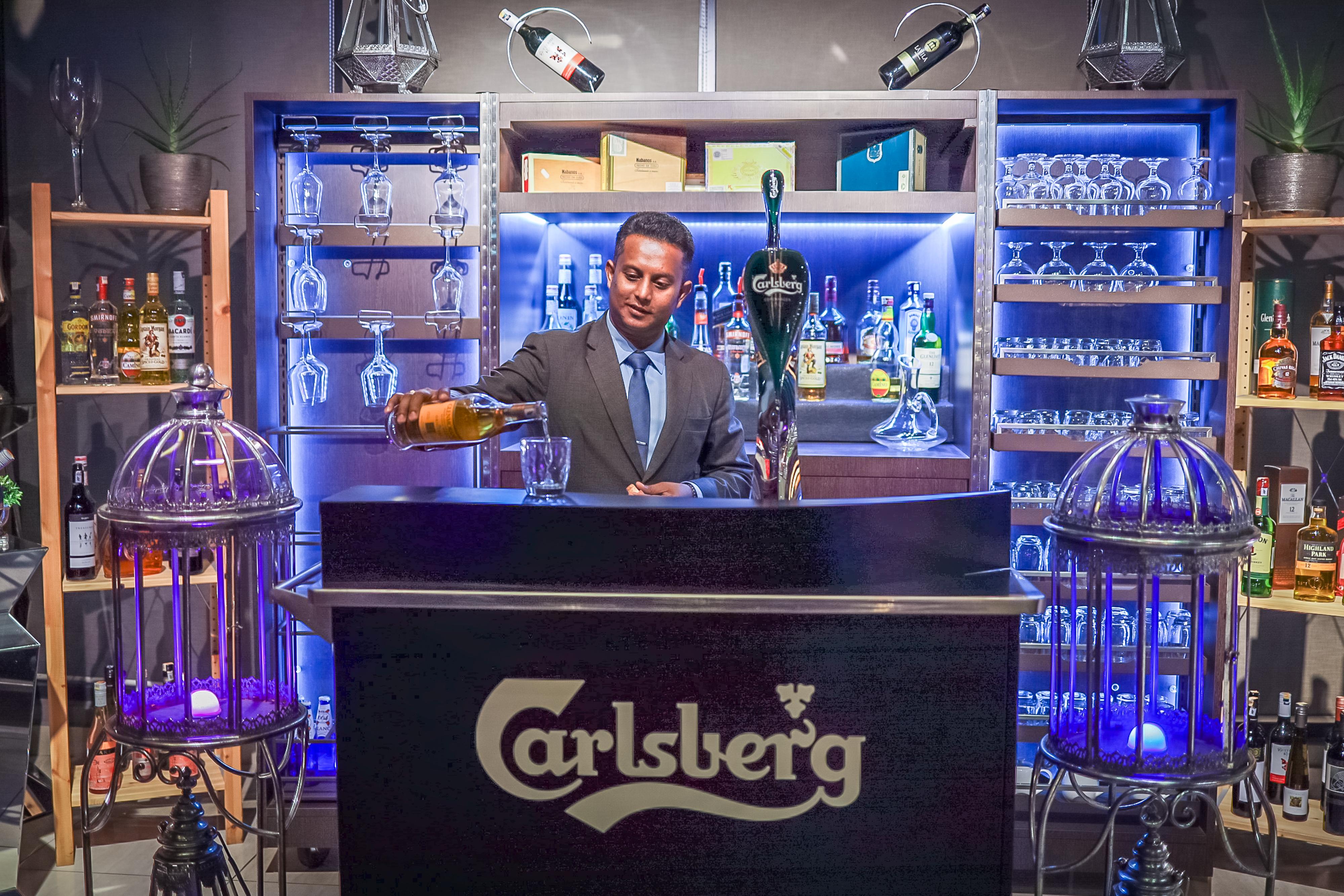 Grand Ion Delemen Hotel Genting Highlands Exterior foto Carlsberg bar